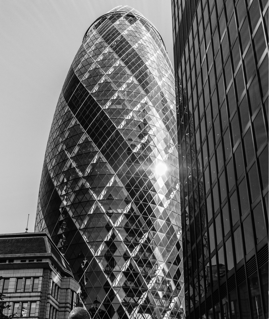 Londre - Gratte-ciel En Forme De Cône